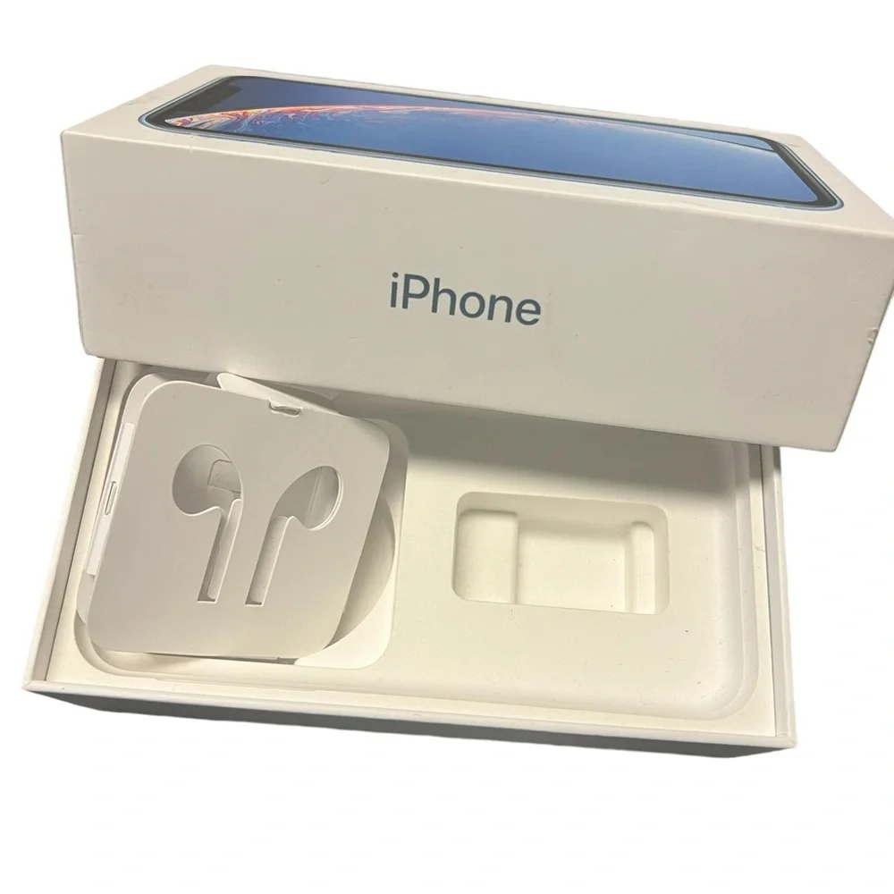 Lot of 5 EMPTY Assorted Apple iPhone boxes
